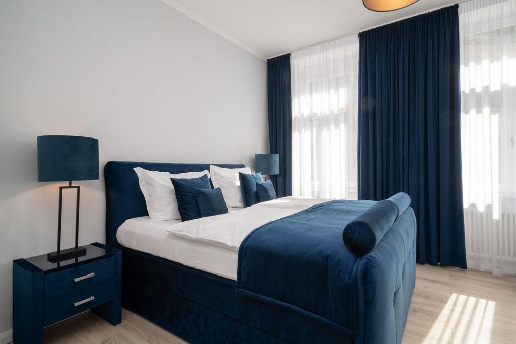 Vip Apart Center Baden-Baden Buitenkant foto