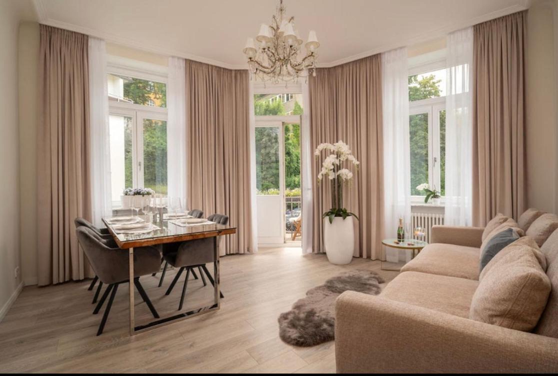 Vip Apart Center Baden-Baden Buitenkant foto